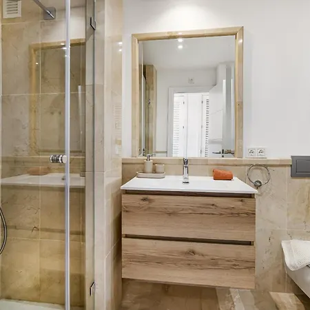 Apartment Adelfas