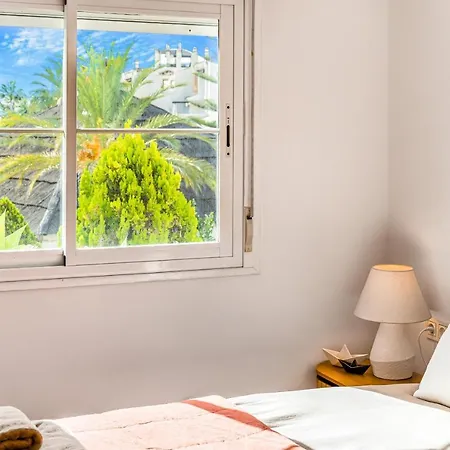 Adelfas Apartment
