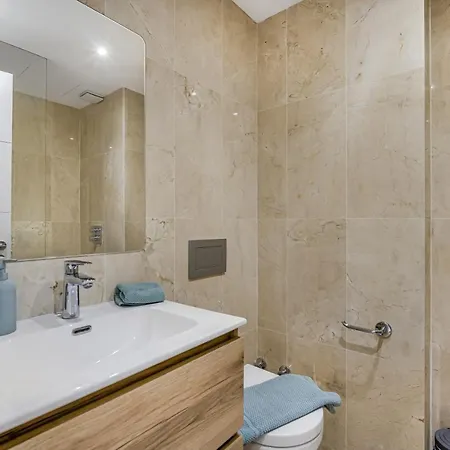 Adelfas Apartment